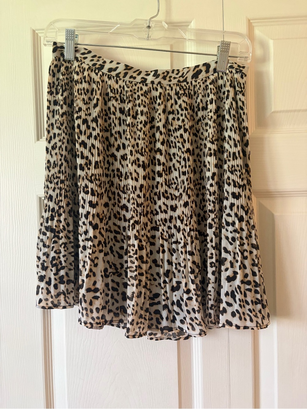 Banana Republic Beige and Black Pleated Leopard Mini Skirt